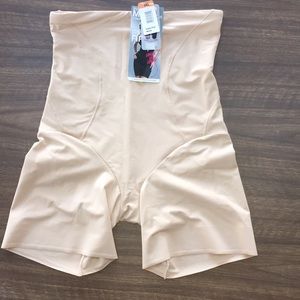 Slimming undergarment